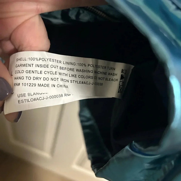 Ashley Sunrise by 26 International Rain Jacket Pockets Large - Picture 2 of 6